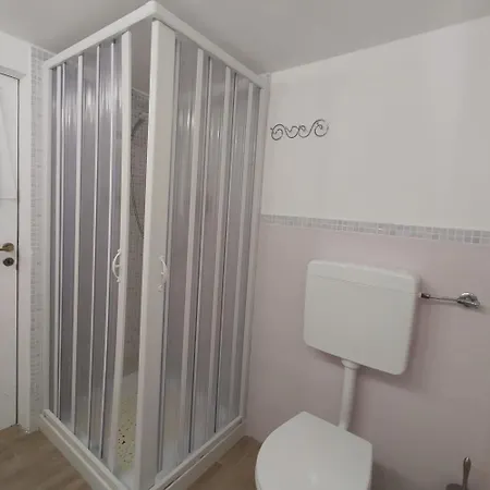 La Casetta Di Guest house